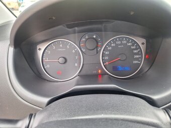 HYUNDAI I20 BENZIN ROK 2013 - 4