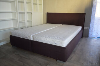 Manželská čalúnená posteľ - 4