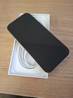 iPhone 16 Pro 265 GB - 4