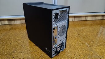 Starší herný počítač - 4