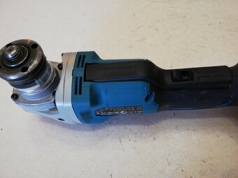 Makita uhlová brúska 517 - 4