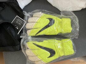 Brankárske rukavice Nike - 4