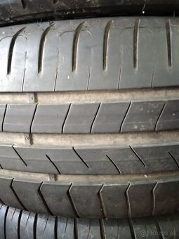 195/60r15  VOYAGER - 4