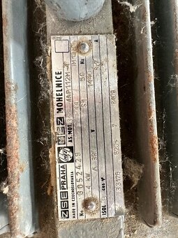 Elektromotor 4kw MEZ mohelnice - 4