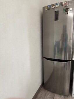 Chladnička LG 190/60/60 - 4