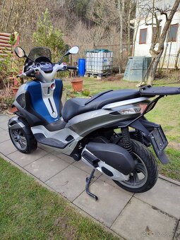 Piaggio MP3 Yourban 300 - 4