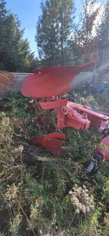 Otočný pluh Kuhn - 4