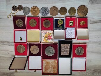 20 ks banícke odznaky vyznamenania medaile - 4