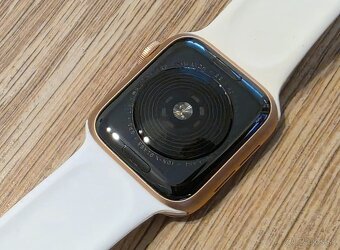 Apple watch se 1 generácie 40mm - 4
