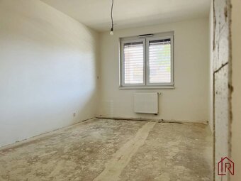 Prenájom kancelárskych/obchodných priestorov v novostavbe Th - 4