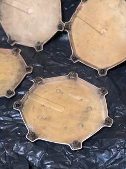 Dobové puklice VW - 4