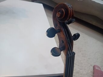 Predám zachovalý husle 4/4 - 4