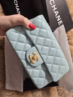 CHANEL MINI FLAP - 4