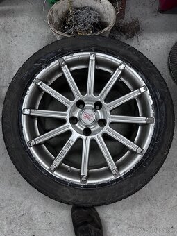 235/45 R17 - 4