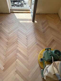 Montáž a Renovácia drevených podláh a schodov - 4