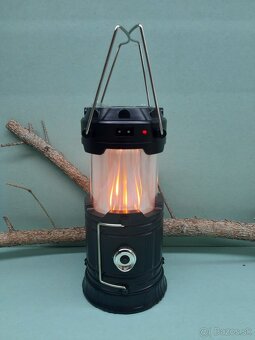 Kempingová solárna závesná lampa nabíjateľná +efekt plameňa - 4
