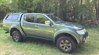 Mitsubishi l 200 - 4