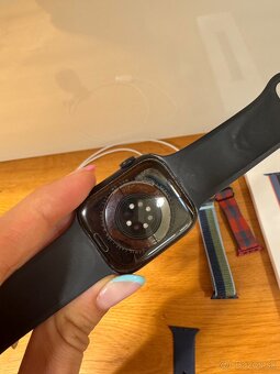 Apple Watch 9 45mm - 4