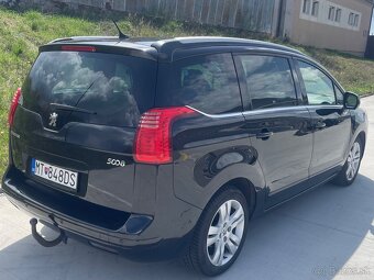 Peugeot 5008 - 4