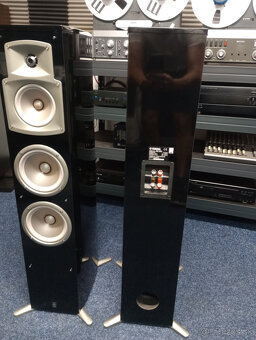 Yamaha NS-555 - 4