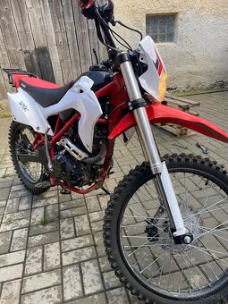 Mikilon Defender 250 - 4