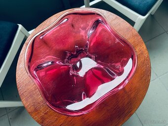 Krásna súprava mís z tvrdého ružového skla - 4