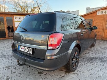 Opel Astra kombi 1.7cdti model 2011 - 4