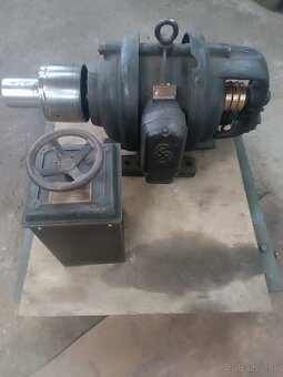 historický elektromotor - 4