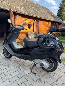 Piaggio Super Hexagon 180gtx - 4