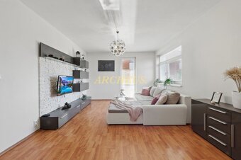 2 IZB. BYT V ZÁHORSKEJ BYSTRICI S PARKOVANÍM, PET FRIENDLY - 4