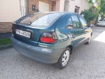 Renault Megane 1.4 - 4