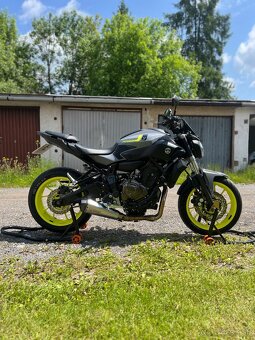 Yamaha mt07 - 4
