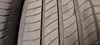 Predám 4ks jazdené letné 235/50r19-103V Michelin - 4