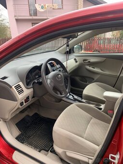 Toyota Corolla - 4
