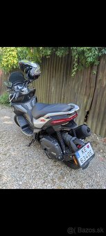 Apríla SR GT 125 - 4