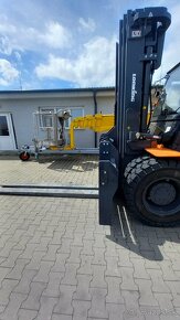 Nový vysokozdvižný vozík zn. Lonking , typ LG100DT - 4