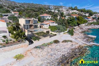 VÝNIMOČNÁ vila / 350 m²/ Dalmátsko, mestečko SEVID - 4