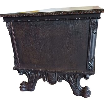 Staroẓ̌itný pisací stôl - 4