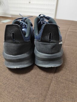 Salomon - 4