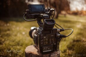 Canon C200 + EF 17-55 f2.8 IS - 4