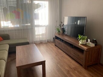 Na predaj 3 izbový byt Dubnica nad Váhom, Pod Hájom, Komplet - 4