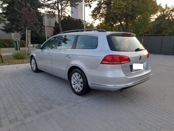 Volkswagen Passat B7,1.6 TDi HIGHLINE - 4