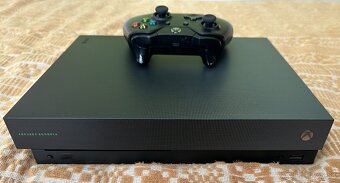 Xbox One X 1TB - 4