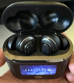 JBL Tour Pro 2 - 4