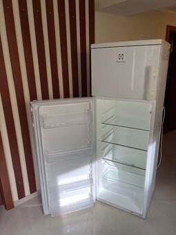 Kombinovaná chladnička a mraziak - 4