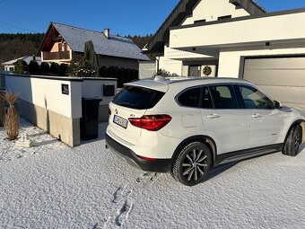 X1 xDrive 18D - 4