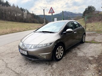 Honda civic 2,2 ufo - 4