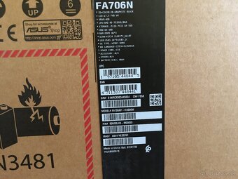 ASUS TUF GAMING A17 - 4