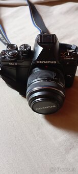 Olympus OM-D E-M10 Mark II - 4