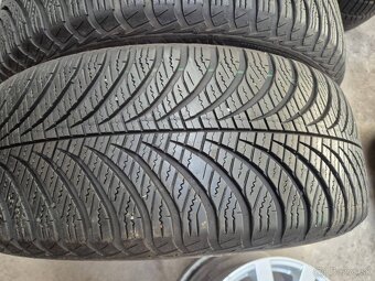 215/60 r17 celoročné 4 ks GOODYEAR dezén 6,8 - 6,5 mm - 4